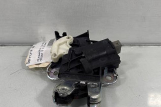 Serrure de coffre VOLKSWAGEN PASSAT 6 Photo n°1