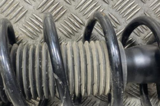 Amortisseur avant droit VOLKSWAGEN PASSAT 6