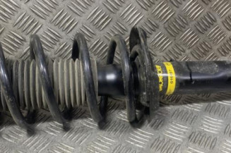 Amortisseur avant gauche VOLKSWAGEN PASSAT 6 Photo n°1