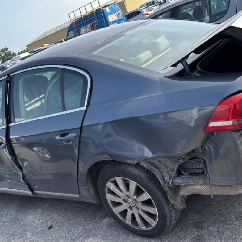 Amortisseur avant gauche VOLKSWAGEN PASSAT 6 Photo n°10