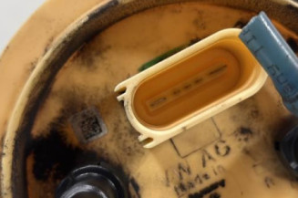 Pompe à carburant VOLKSWAGEN PASSAT 6