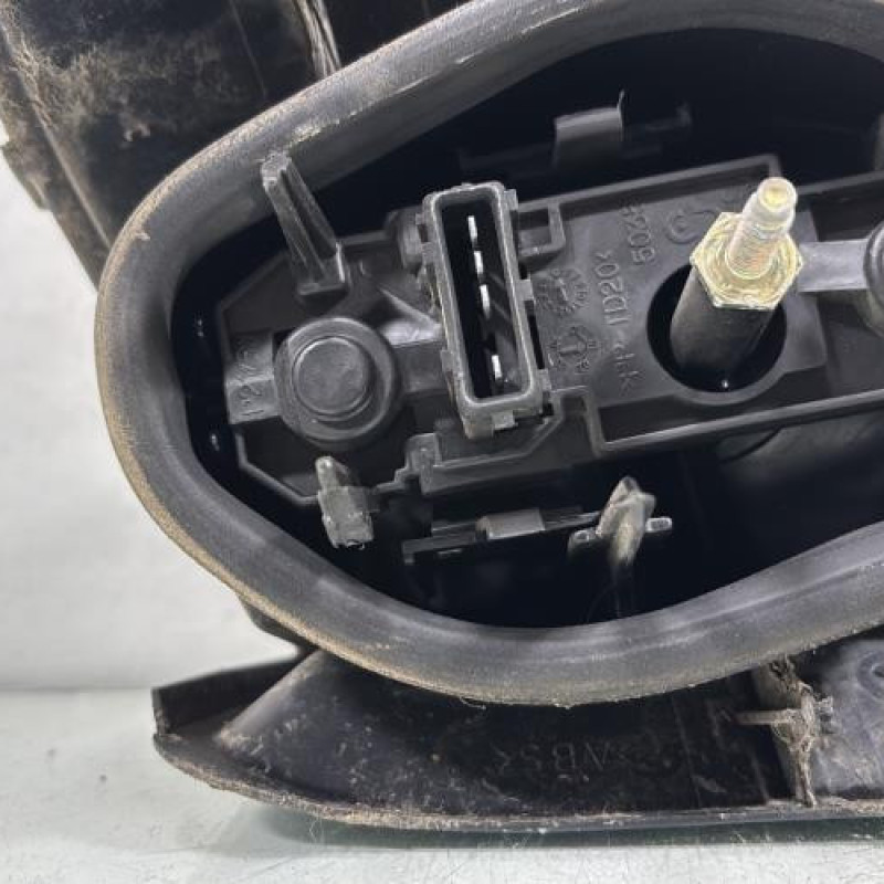 Feu arriere principal gauche (feux) PEUGEOT 406 Photo n°4