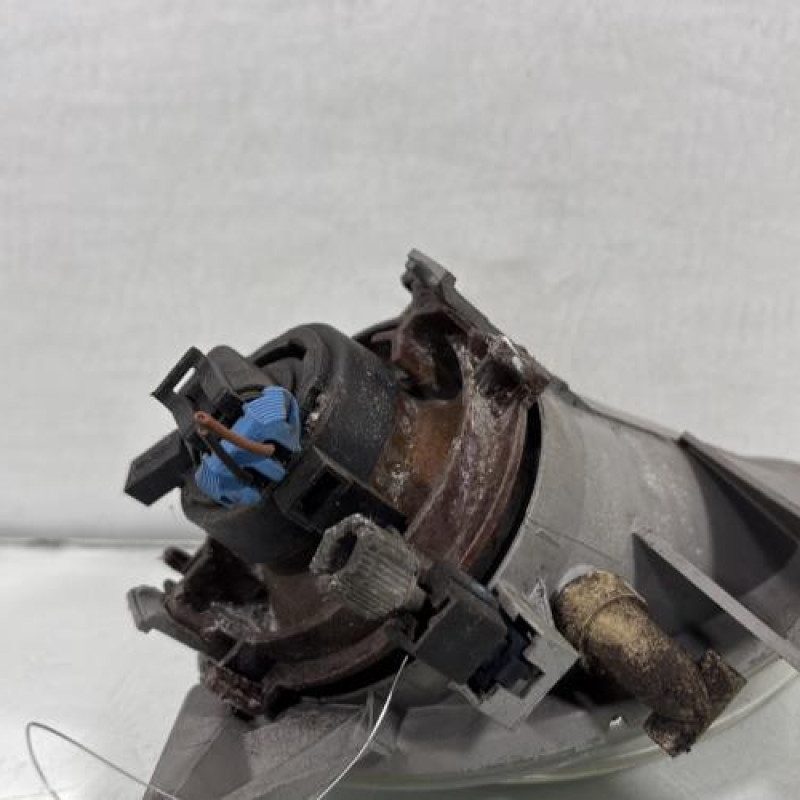 Anti brouillard gauche (feux) OPEL TIGRA 1 Photo n°4