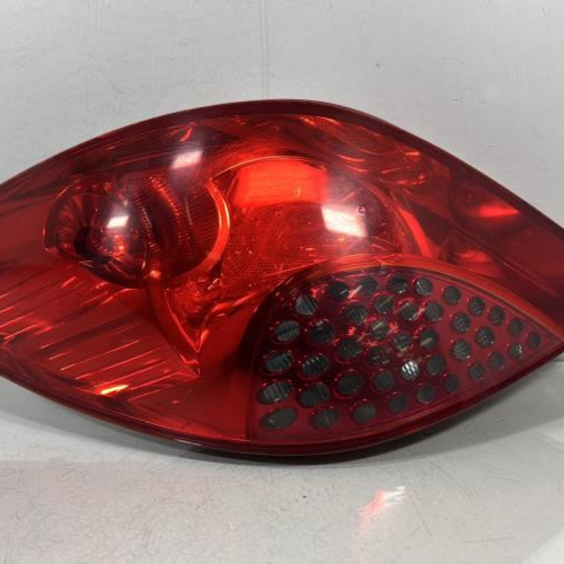 Feu arriere principal gauche (feux) PEUGEOT 207 Photo n°1