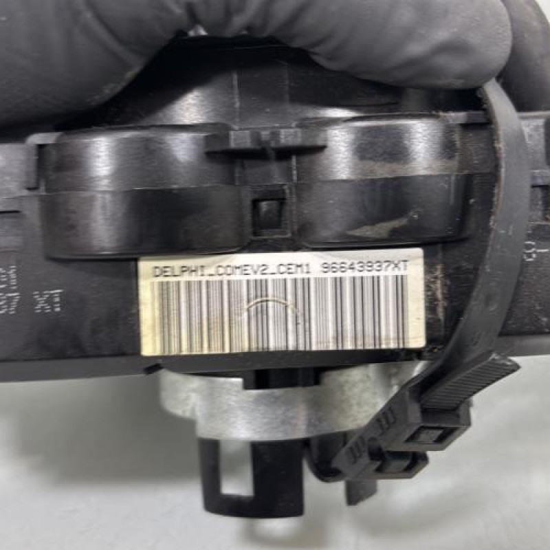 Com (Bloc Contacteur Tournant+Commodo Essuie Glace+Commodo Phare) PEUGEOT 308 1 Photo n°6