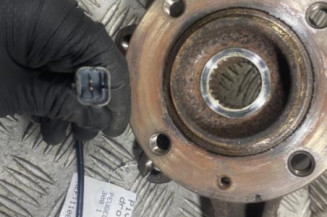 Pivot de moyeu avant droit PEUGEOT 308 1