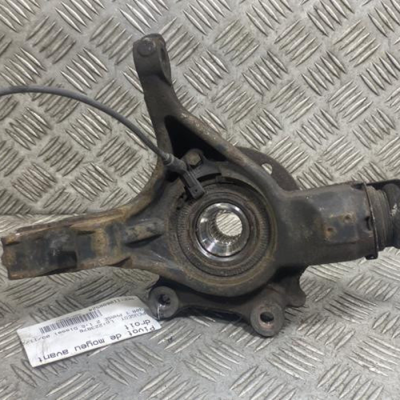 Pivot de moyeu avant droit PEUGEOT 308 1 Photo n°4