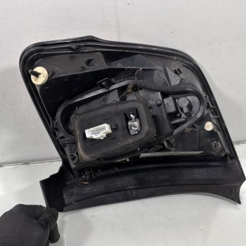 Feu arriere principal gauche (feux) CITROEN C3 2 Photo n°4