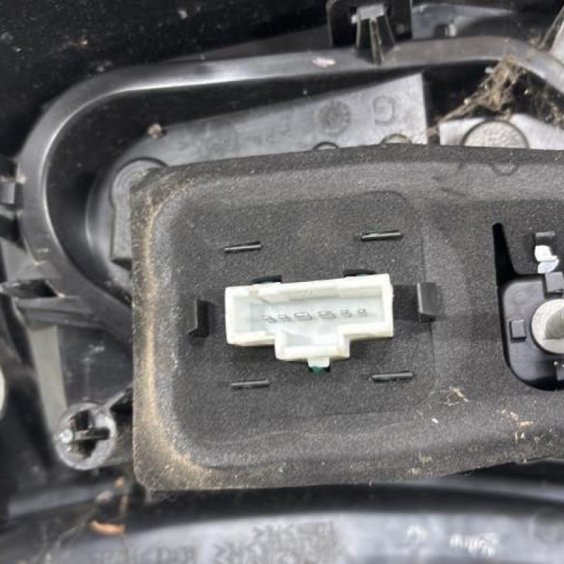 Feu arriere principal gauche (feux) CITROEN C3 2 Photo n°5