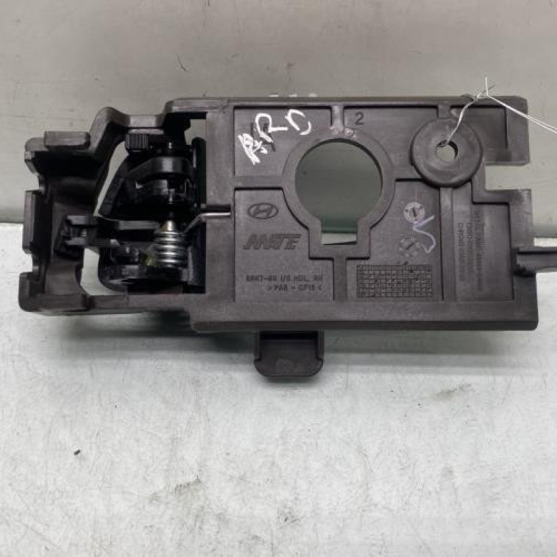 Poignee interieur arriere droit HYUNDAI I 10 2 Photo n°2
