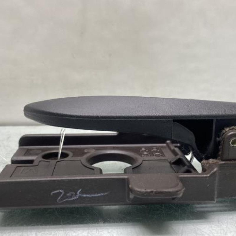 Poignee interieur arriere droit HYUNDAI I 10 2 Photo n°4