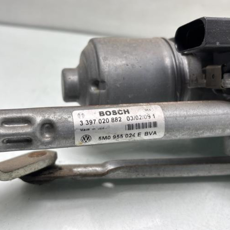 Moteur essuie glace avant droit VOLKSWAGEN GOLF PLUS Photo n°4