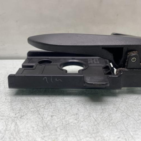 Poignee interieur avant droit HYUNDAI I 10 2