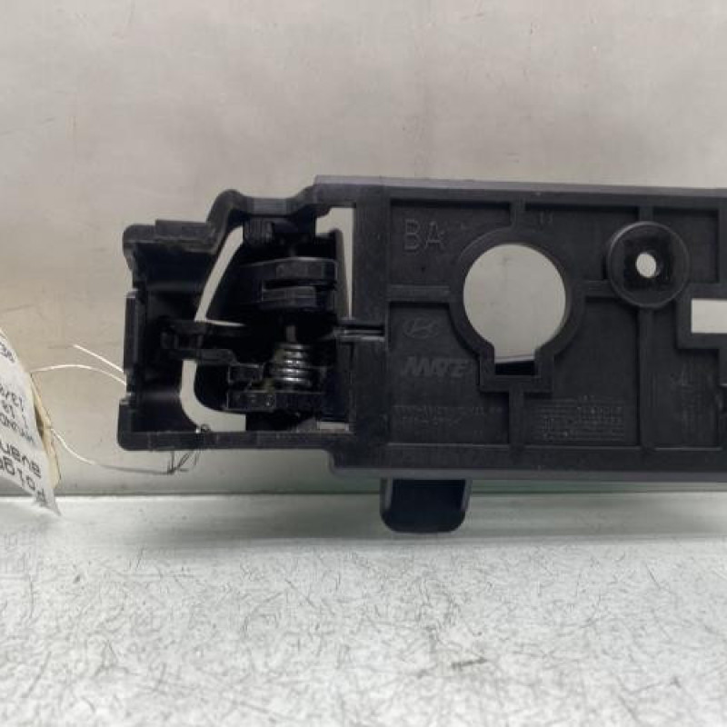 Poignee interieur avant droit HYUNDAI I 10 2 Photo n°3