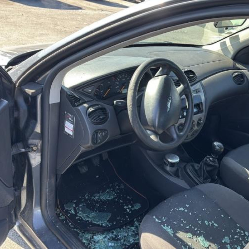 Feu arriere principal gauche (feux) FORD FOCUS 1 Photo n°13