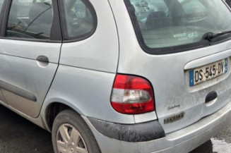 Feu arriere stop central RENAULT SCENIC 1