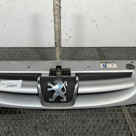 Calandre PEUGEOT PARTNER 1 Photo n°1