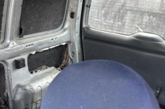 Calandre PEUGEOT PARTNER 1