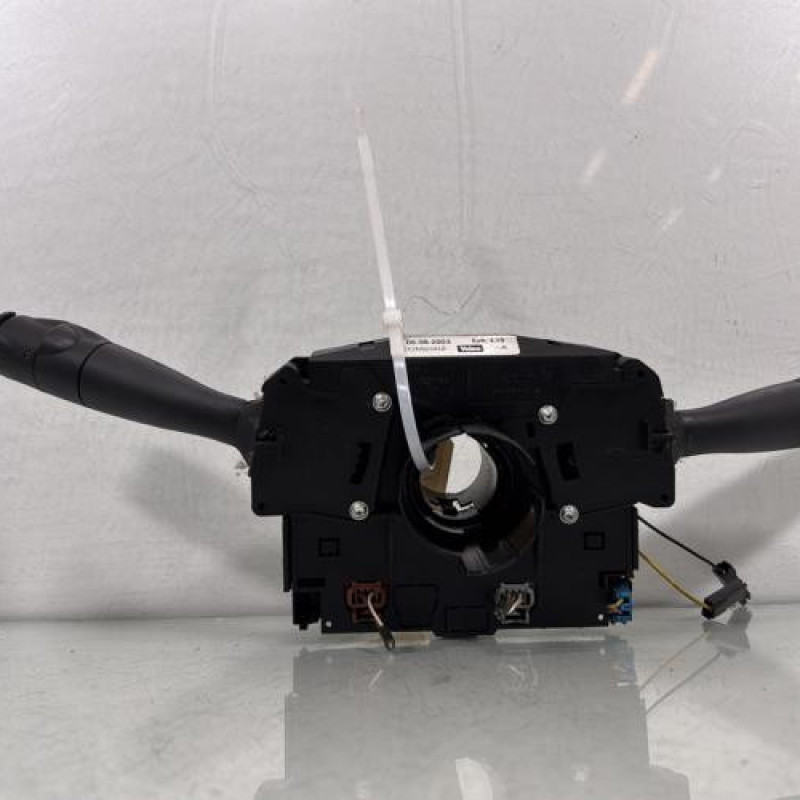 Com (Bloc Contacteur Tournant+Commodo Essuie Glace+Commodo Phare) CITROEN C3 1 Photo n°4