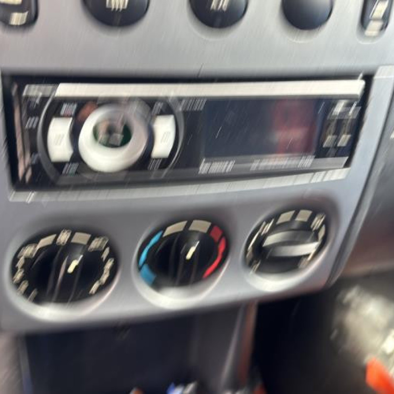 Feu arriere stop central PEUGEOT PARTNER 1 Photo n°18