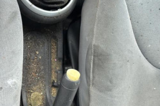 Poignee porte arriere gauche CITROEN C3 1