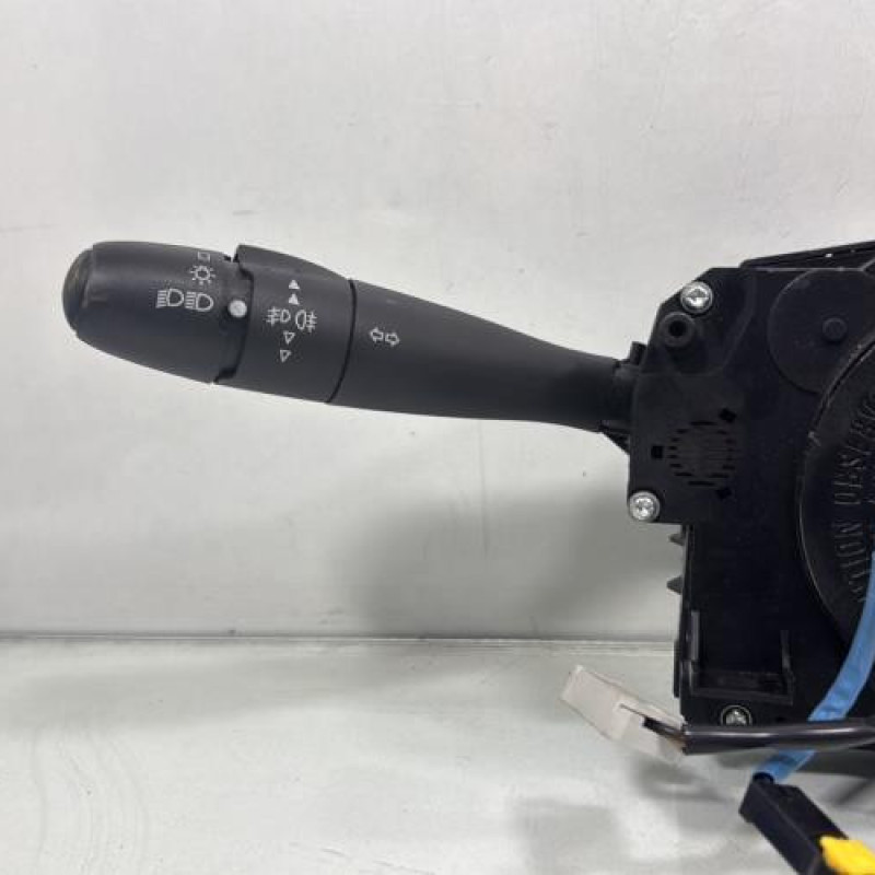 Com (Bloc Contacteur Tournant+Commodo Essuie Glace+Commodo Phare) PEUGEOT 207 Photo n°2