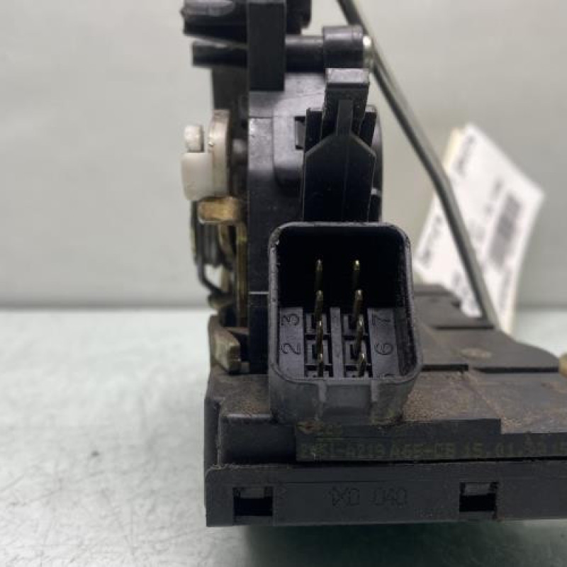 Serrure avant gauche FORD FOCUS 1 Photo n°3