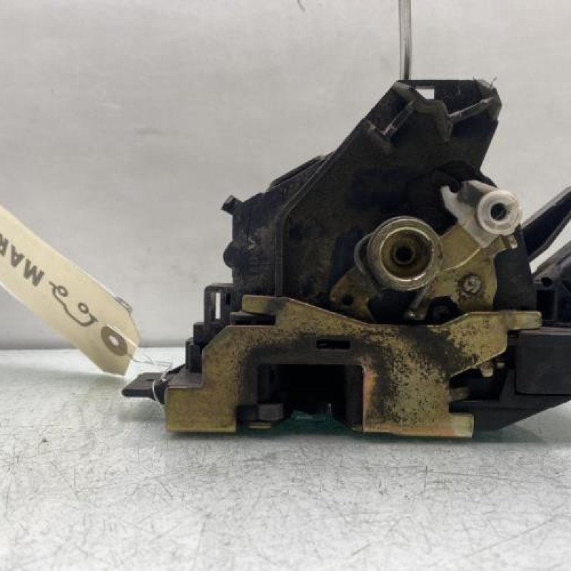 Serrure avant gauche FORD FOCUS 1 Photo n°4