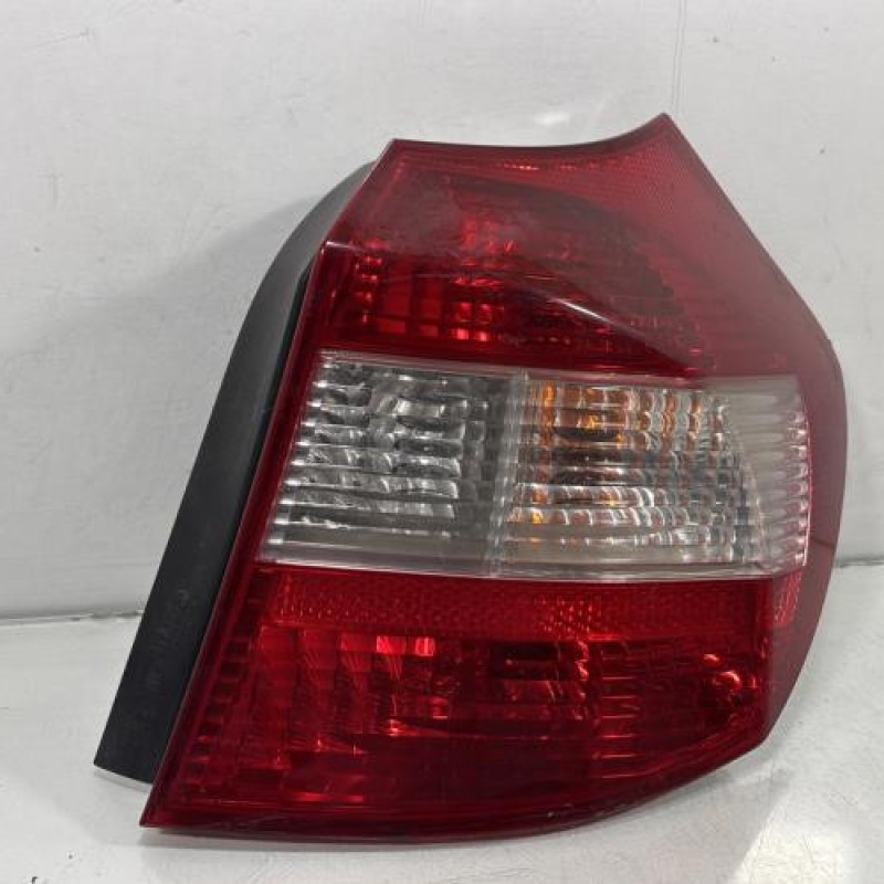 Feu arriere principal droit (feux) BMW SERIE 1 E87 Photo n°4