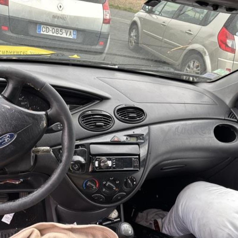 Feu arriere principal gauche (feux) FORD FOCUS 1 Photo n°15