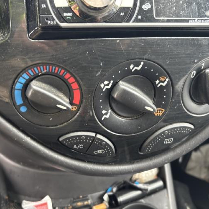 Feu arriere principal gauche (feux) FORD FOCUS 1 Photo n°19