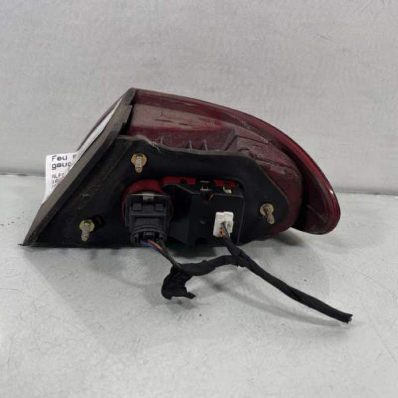 Feu arriere principal gauche (feux) ALFA ROMEO 166 Photo n°4