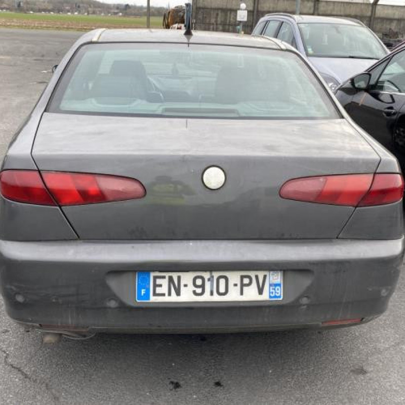 Feu arriere principal gauche (feux) ALFA ROMEO 166 Photo n°10