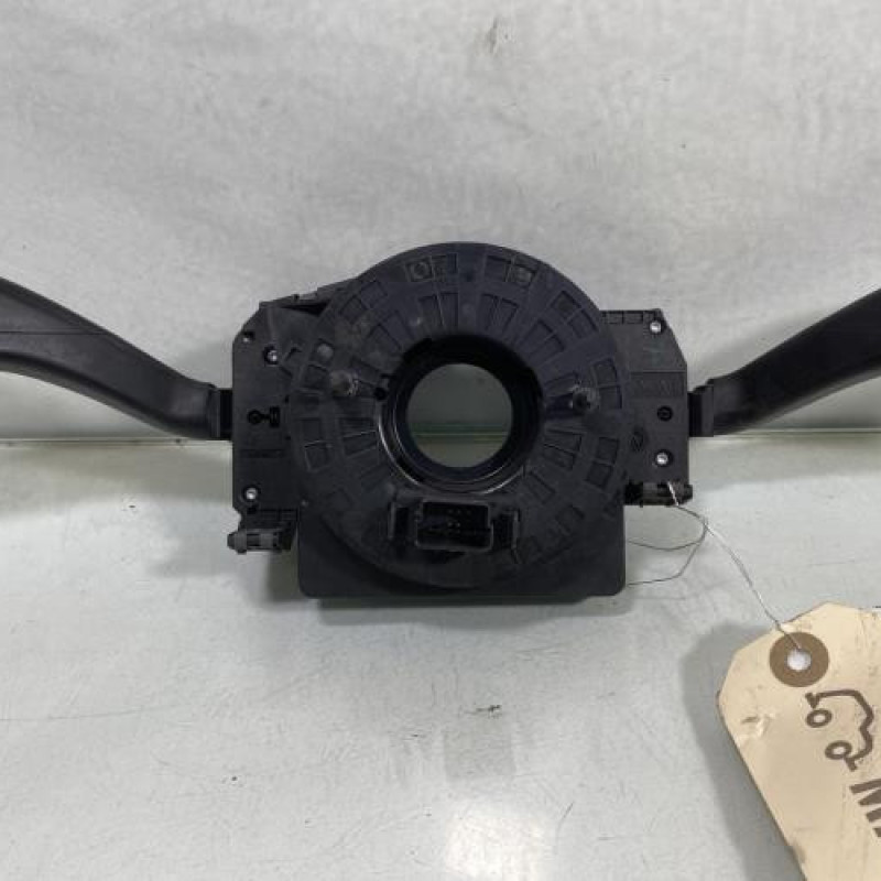 Com (Bloc Contacteur Tournant+Commodo Essuie Glace+Commodo Phare) VOLKSWAGEN POLO 5 Photo n°1