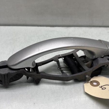 Poignee porte arriere droit VOLKSWAGEN GOLF PLUS Photo n°1