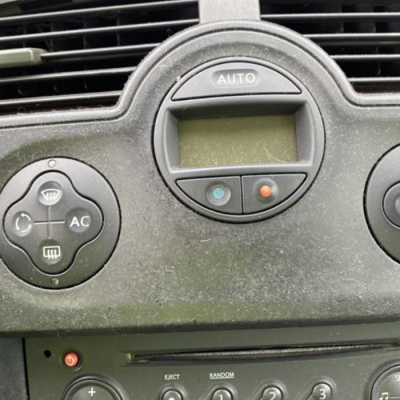 Feu arriere principal gauche (feux) RENAULT SCENIC 2 Photo n°20