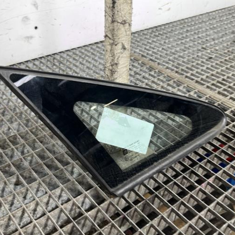 Custode avant droit OPEL CORSA D Photo n°3