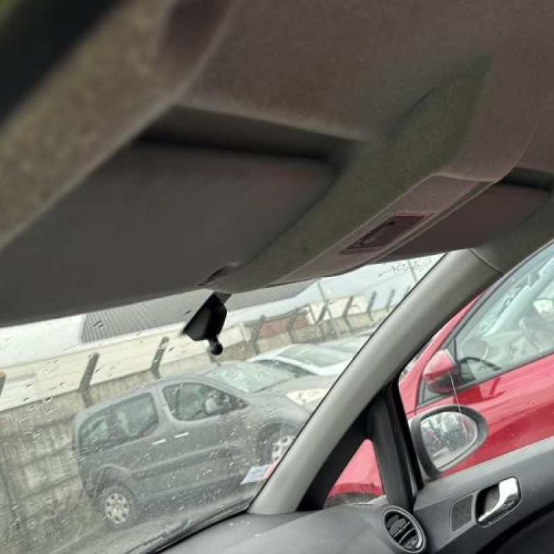 Custode avant droit OPEL CORSA D Photo n°18