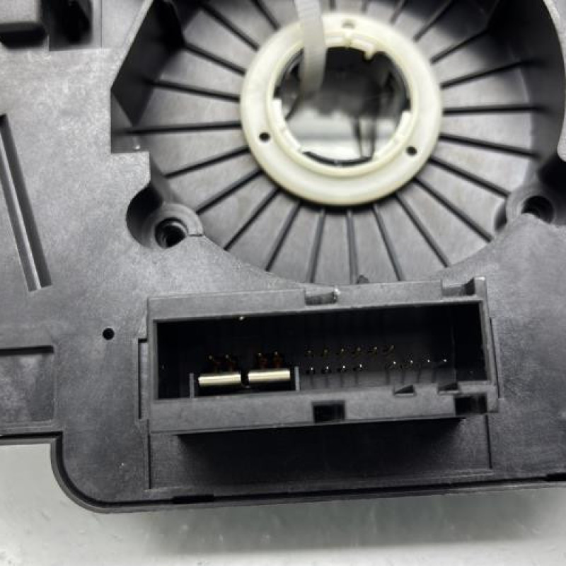 Com (Bloc Contacteur Tournant+Commodo Essuie Glace+Commodo Phare) OPEL CORSA D Photo n°9