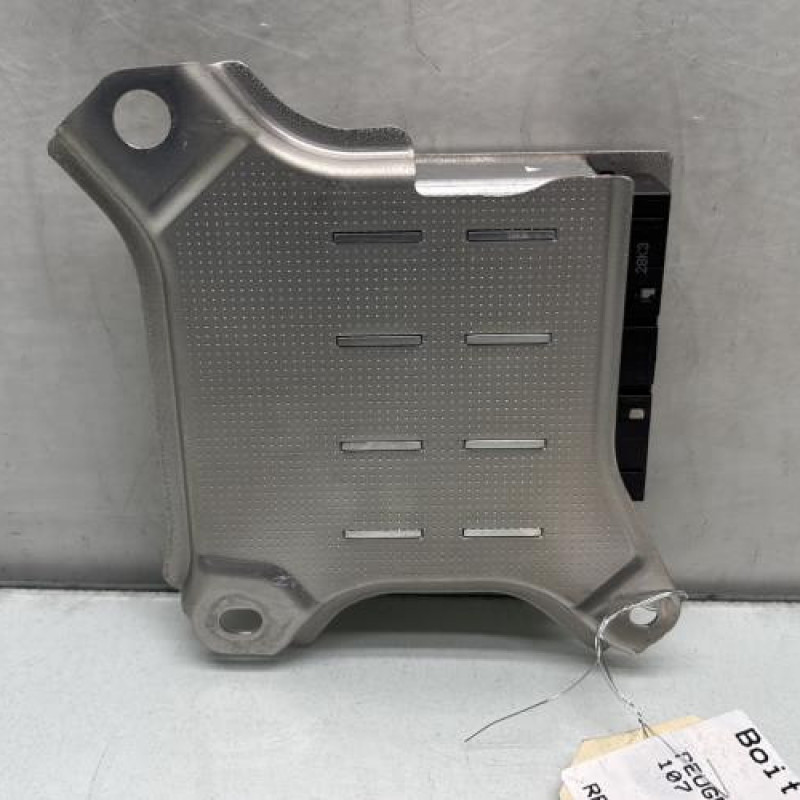 Boitier air bag PEUGEOT 107 Photo n°4