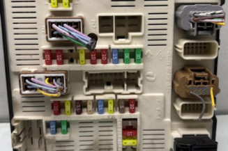 Boitier UPC RENAULT MEGANE 3 Photo n°1