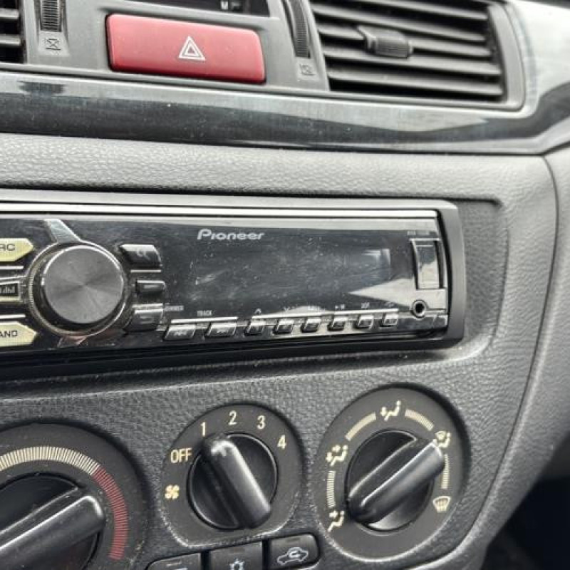 Optique avant principal droit (feux)(phare) MITSUBISHI LANCER 3 Photo n°19