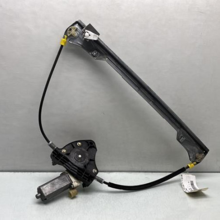 Leve vitre electrique avant gauche RENAULT CLIO 2 CAMPUS Photo n°1