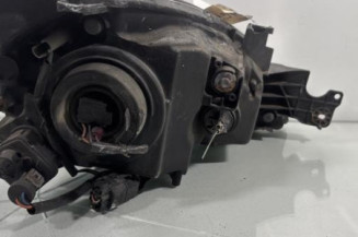 Optique avant principal gauche (feux)(phare) MITSUBISHI LANCER 3