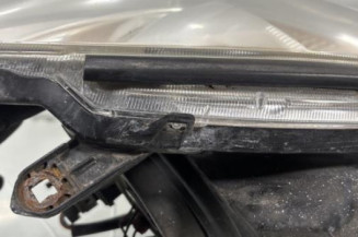 Optique avant principal gauche (feux)(phare) MITSUBISHI LANCER 3