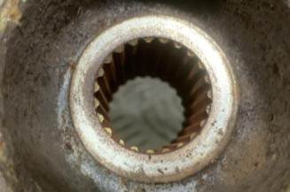 Pivot de moyeu avant gauche RENAULT CLIO 3