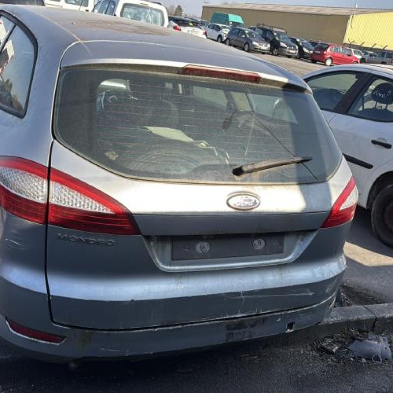 Feu arriere principal gauche (feux) FORD MONDEO 3 Photo n°8