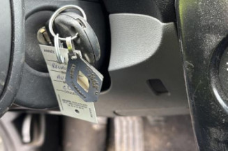 Pivot de moyeu avant gauche RENAULT CLIO 3