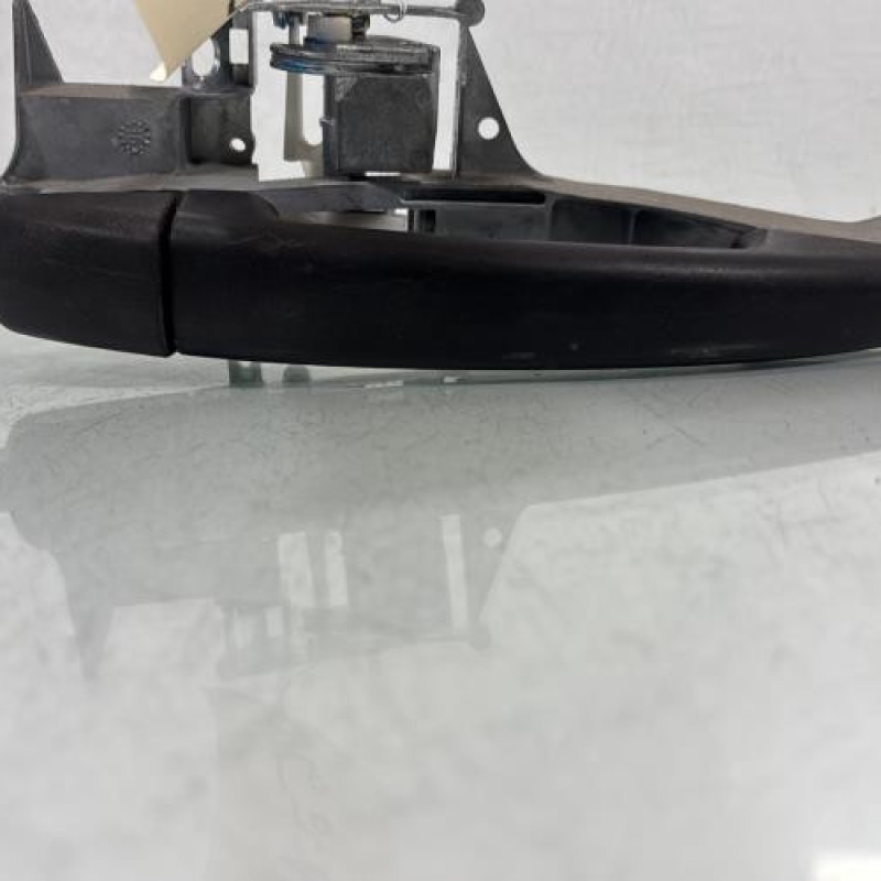 Poignee porte laterale gauche PEUGEOT PARTNER 2 Photo n°2