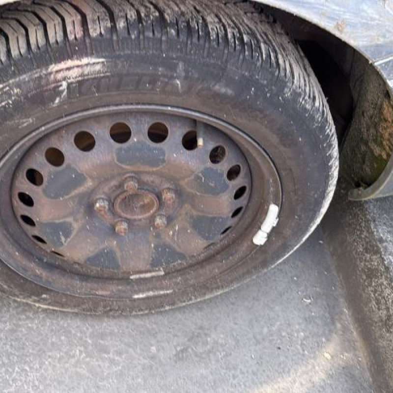 Poignee porte avant droit FORD MONDEO 3 Photo n°18